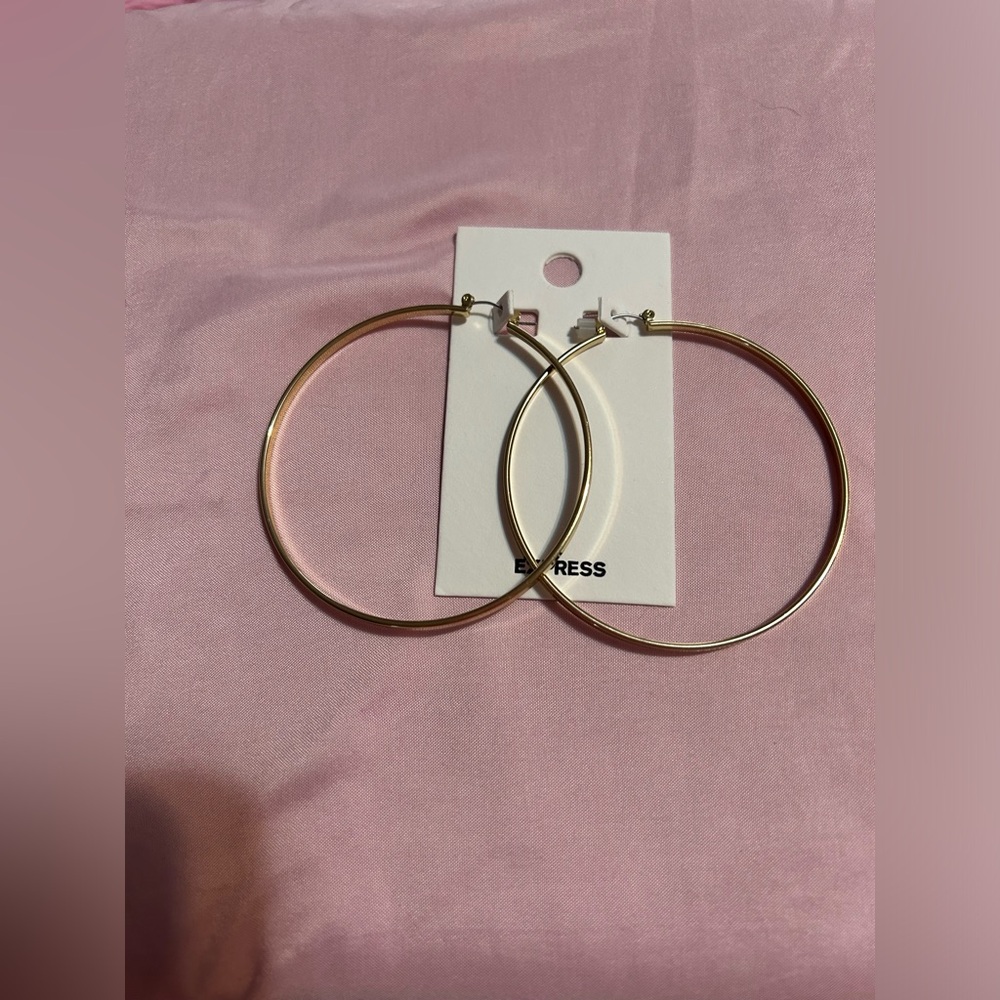 New Express gold tone hoop earrings